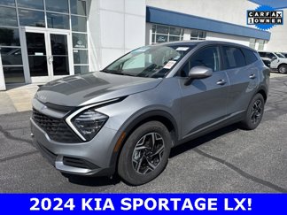 Used 2024 Kia Sportage LX image 1