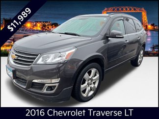 Used 2016 Chevrolet Traverse LT w/ Style and Technology Package image 1