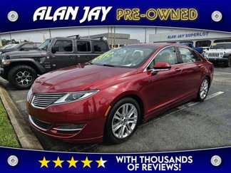 Used 2014 Lincoln MKZ image 1