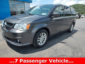 Used 2019 Dodge Grand Caravan SXT image 1