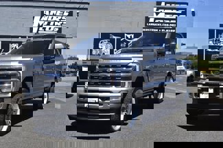 Used 2023 Ford F350 Platinum image 1