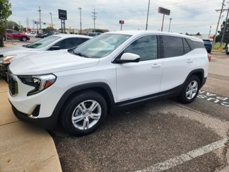 Used 2019 GMC Terrain SLE image 1