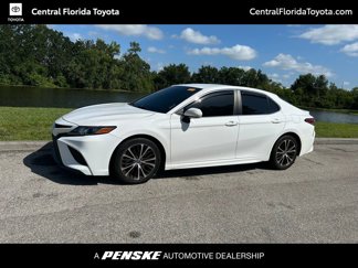 Used 2018 Toyota Camry SE image 1
