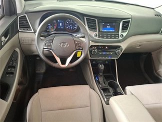 Used 2018 Hyundai Tucson SE video 2
