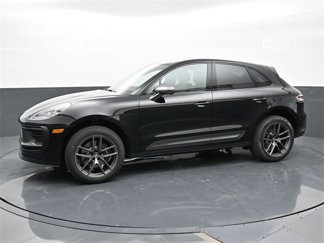 Used 2025 Porsche Macan Turbo image 1