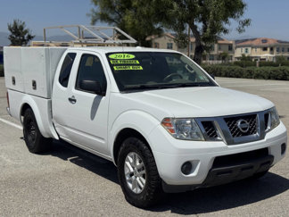 Used 2016 Nissan Frontier SV image 1