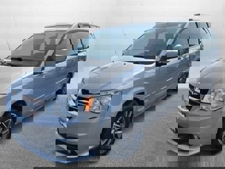 Used 2017 Dodge Grand Caravan SXT image 1