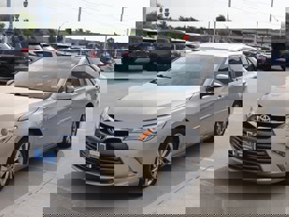 Used 2016 Toyota Camry XLE image 1