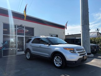 Used 2013 Ford Explorer XLT image 1