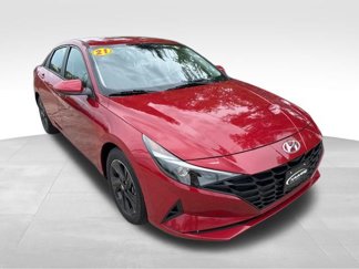 Used 2021 Hyundai Elantra Blue image 1