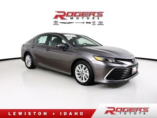 Certified 2024 Toyota Camry LE image 1