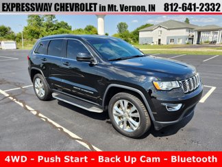 Used 2018 Jeep Grand Cherokee Laredo image 1