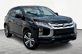 Used 2020 Mitsubishi Outlander Sport ES image 1