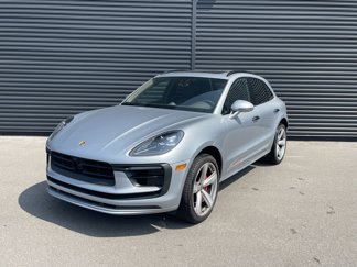 Certified 2023 Porsche Macan S image 1