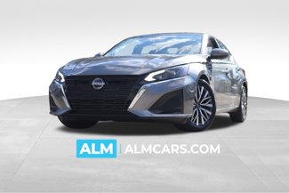 Used 2023 Nissan Altima 2.5 SV image 1