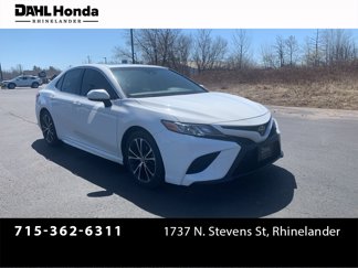 Used 2018 Toyota Camry SE w/ Moonroof Package image 1