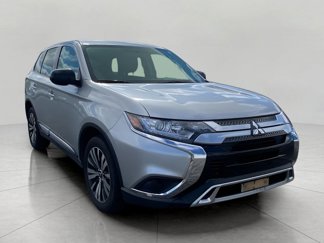 Used 2019 Mitsubishi Outlander ES image 1