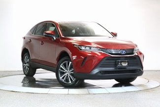 Used 2022 Toyota Venza LE image 1