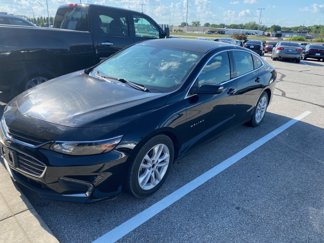 Used 2018 Chevrolet Malibu LT image 1
