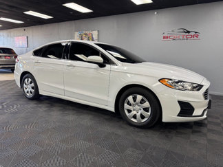 Used 2019 Ford Fusion S image 1