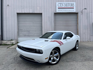 Used 2014 Dodge Challenger R/T image 1