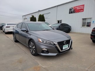 Used 2019 Nissan Altima 2.5 SV image 1