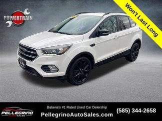 Used 2017 Ford Escape Titanium image 1