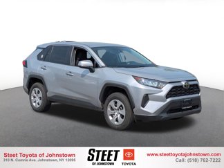 Used 2022 Toyota RAV4 LE image 1