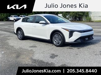 New 2025 Kia K4 image 1