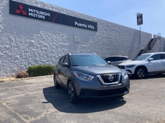 Used 2019 Nissan Kicks SV image 1