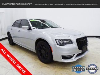 Used 2022 Chrysler 300 Touring L image 1