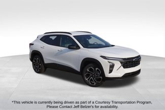 New 2025 Chevrolet Trax RS image 1