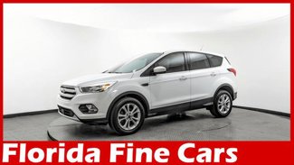 Used 2019 Ford Escape SE image 1