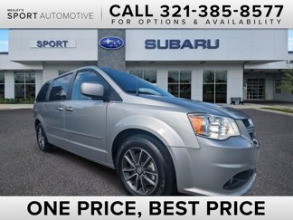 Used 2017 Dodge Grand Caravan SXT image 1