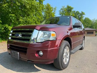 Used 2010 Ford Expedition XLT image 1