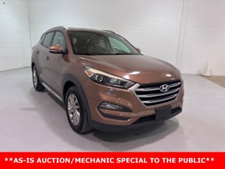 Used 2017 Hyundai Tucson SE Plus w/ Cargo Package image 1