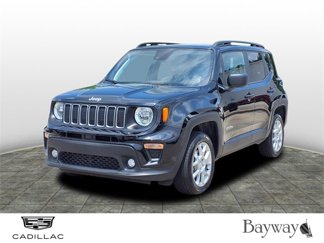 Used 2023 Jeep Renegade Latitude w/ Sun & Fun Group image 1