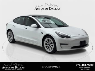 Used 2022 Tesla Model 3 Standard Range image 1