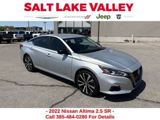 Used 2022 Nissan Altima 2.5 SR image 1