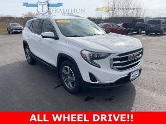 Used 2020 GMC Terrain SLT image 1