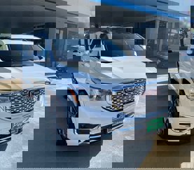 Used 2019 GMC Acadia Denali w/ Technology Package image 1