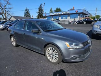 Used 2011 Volkswagen Jetta SEL image 1
