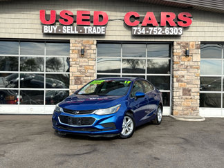 Used 2017 Chevrolet Cruze LT image 1