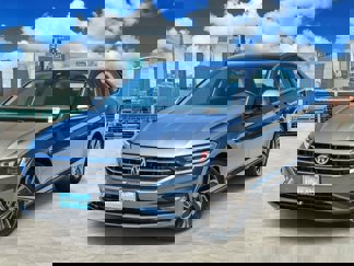 Used 2019 Volkswagen Jetta SEL Premium image 1