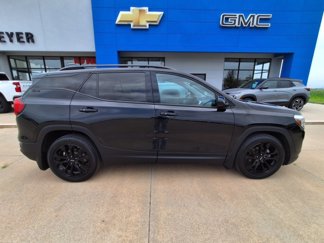 Used 2019 GMC Terrain SLE w/ Black Edition image 1