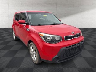 Used 2015 Kia Soul + image 1