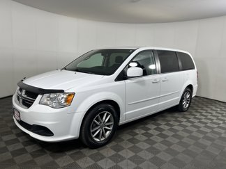 Used 2016 Dodge Grand Caravan SE image 1