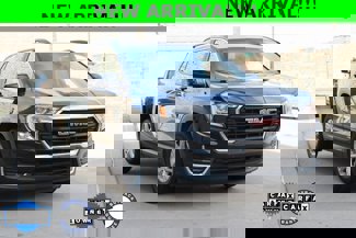 Used 2023 GMC Terrain SLE w/ Driver Convenience Package image 1