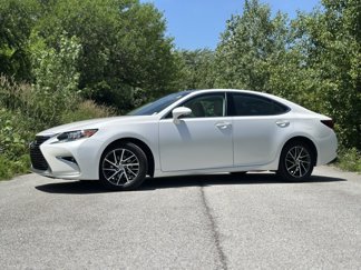 Used 2016 Lexus ES 350 image 1