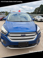 Used 2019 Ford Escape SE image 1